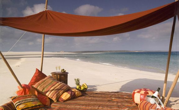 private island picnic africa