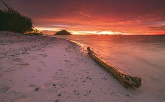 sunset private beach