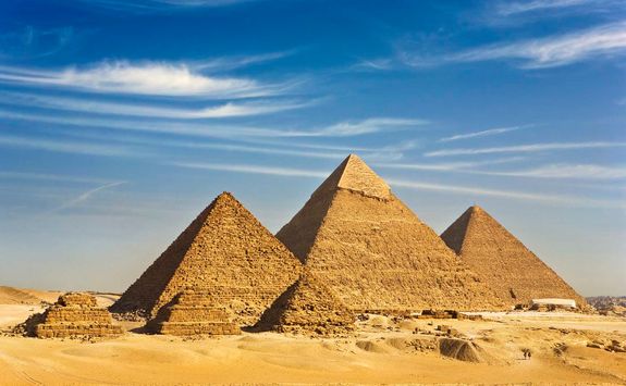 pyramids egypt cairo