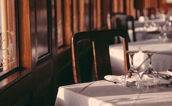 ship sudan dining room