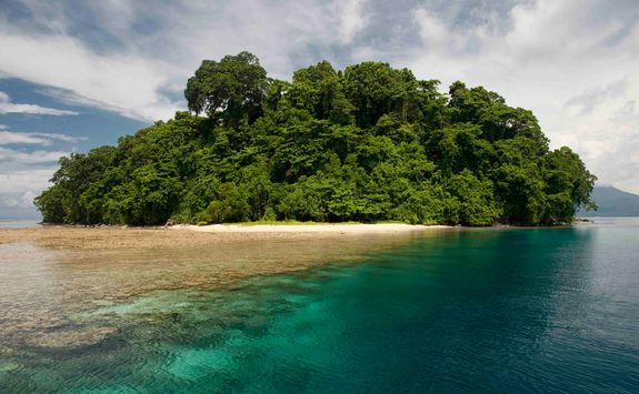 juergen freund restorf island