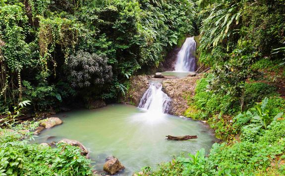 seven sisters waterfalls