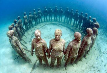 underwater sculpture
