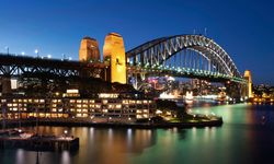 Sydney Harbour Bridge, Australia