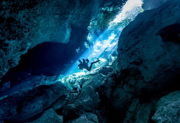 Cenote diving Mexico