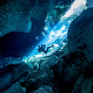 Cenote diving Mexico