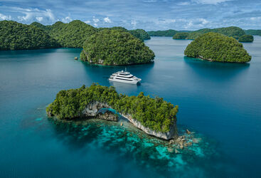 Four Seasons Explorer Liveaboard in Palau